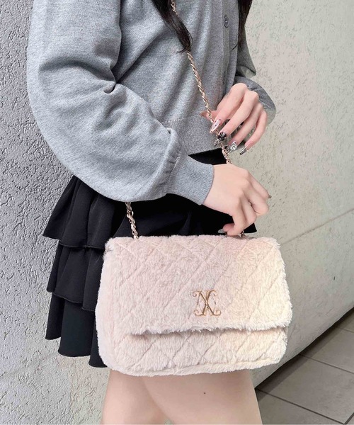 INGNI（イング）の「フェイクファーキルティングショルダーバッグ（ショルダーバッグ・レディース・オフホワイト/ピンク/ベージュ・-）」の8枚目の写真