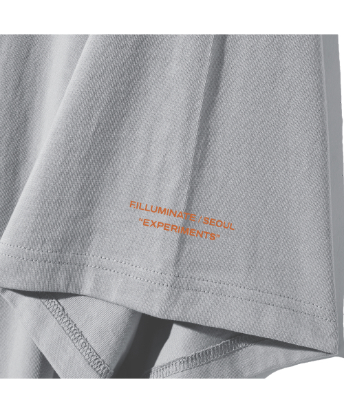 F.ILLUMINATE(フィルミネイト)の「タググラフィティTシャツ - グレー(Tシャツ/カットソー・レディース・その他・SMALL/MEDIUM/LARGE)」の11枚目の写真