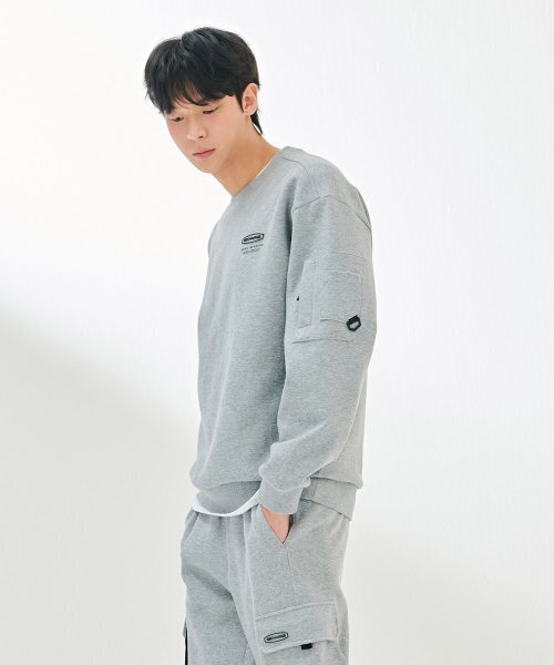 CHASECULT(チェイスカルト)の「男性袖ポケットスウェット-DARK5111B0B(スウェット・メンズ・ライトグレー・100/105/110/95)」の3枚目の写真