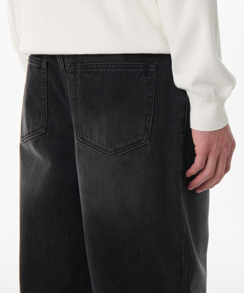 MUSINSA STANDARD（ムシンサスタンダード）の「カモンブラシ ワイドデニムパンツ [ウォッシュドブラック]（デニムパンツ・メンズ・その他・34/32/30/31/33/26/27/28/29/36/40/38/42）」の5枚目の写真