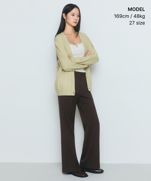 MUSINSA STANDARD WOMAN（ムシンサスタンダードウーマン）の「ウィメンズセミブーツカットヒドゥンバンディングスラックス[チョコブラウン]（スラックス・レディース・その他・34/32/30/31/24/25/26/27/28/29）」の2枚目の写真
