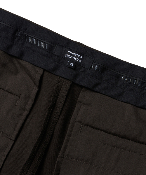 MUSINSA STANDARD WOMAN（ムシンサスタンダードウーマン）の「ウィメンズセミブーツカットヒドゥンバンディングスラックス[チョコブラウン]（スラックス・レディース・その他・34/32/30/31/24/25/26/27/28/29）」の6枚目の写真