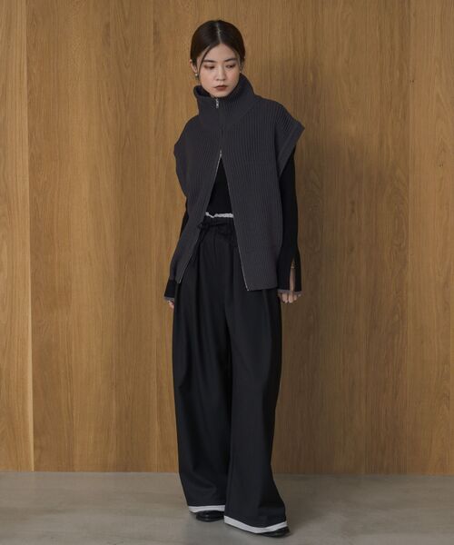 ems excite（エムズエキサイト）の「W ZIP ニットベスト（ベスト・レディース・ブラウン/チャコールグレー/ライトグレー・FREE）」の20枚目の写真