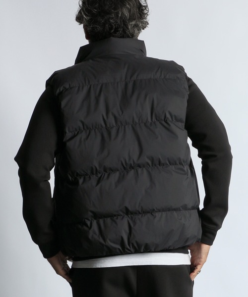 The DUFFER of ST.GEORGE(ザダファーオブセントジョージ)の「〔BLACK LABEL〕PERTEX SHIELD PUFFER VEST:2層構造パーテックス スタンドネックベスト(ダウンベスト・メンズ・ブラック/シルバーグレー・X-LARGE/LARGE/MEDIUM)」の9枚目の写真