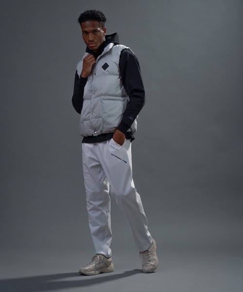 The DUFFER of ST.GEORGE(ザダファーオブセントジョージ)の「〔BLACK LABEL〕PERTEX SHIELD PUFFER VEST:2層構造パーテックス スタンドネックベスト(ダウンベスト・メンズ・ブラック/シルバーグレー・X-LARGE/LARGE/MEDIUM)」の7枚目の写真
