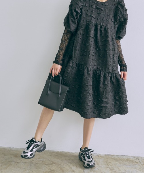 EN NEUME(エンノイム)の「Soft Stretch Lace Top(Tシャツ/カットソー・レディース・ブラック/ホワイト・FREE)」の3枚目の写真
