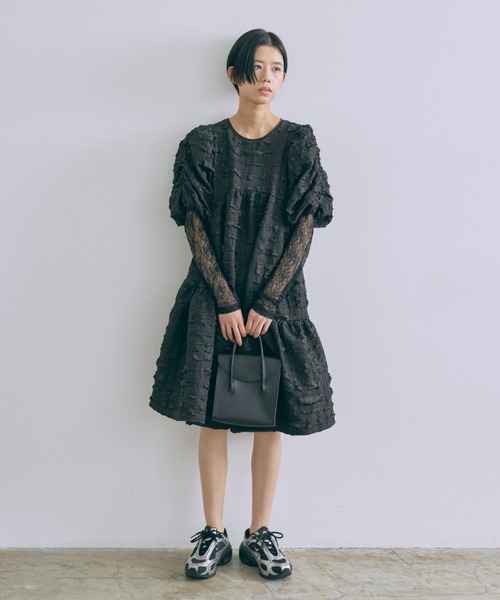 EN NEUME(エンノイム)の「Soft Stretch Lace Top(Tシャツ/カットソー・レディース・ブラック/ホワイト・FREE)」の5枚目の写真