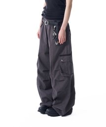 AAKAM（アーカム）の「Knee Pin-tuck Contrast Cargo Pants (Dark Gray)（その他パンツ・メンズ）」
