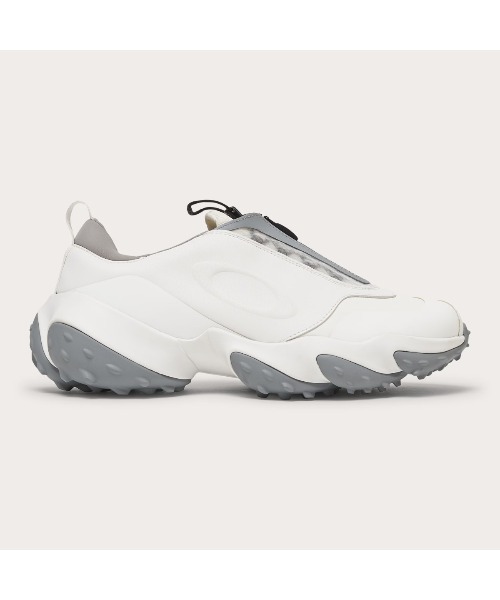 OAKLEY（オークリー）の「OAKLEY Edge Elite（オークリー エッジ エリート）（スニーカー・メンズ・ホワイト系/ブラック系・25cm/25.5cm/26cm/26.5cm/27cm/27.5cm/28cm/28.5cm/29cm）」の3枚目の写真