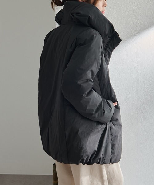 PUAL CE CIN（ピュアルセシン）の「ボリュームカラーダウンジャケット