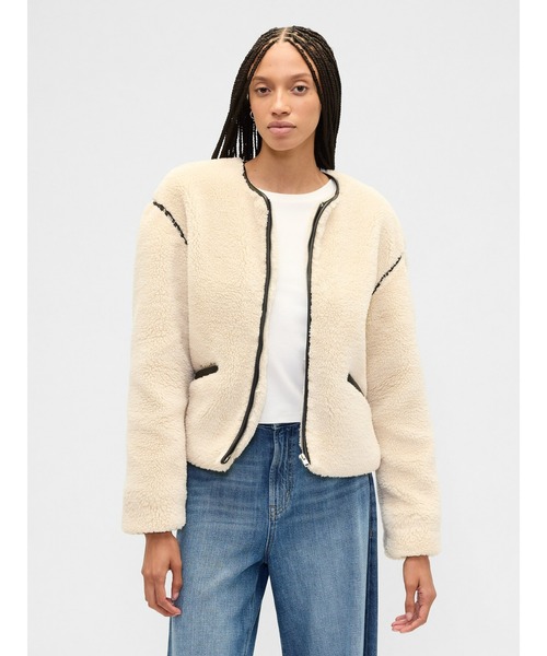 GAP(ギャップ)の「リラックスフィット ボアジャケット(その他アウター・レディース・アイボリー・XXS/L/M/S/XS)」の3枚目の写真