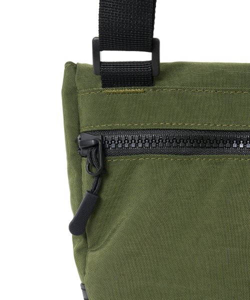BROWNBREATH（ブラウンブレス）の「STRIVE MINI MESSENGER BAG - KHAKI（メッセンジャーバッグ・レディース・その他・ONE）」の8枚目の写真