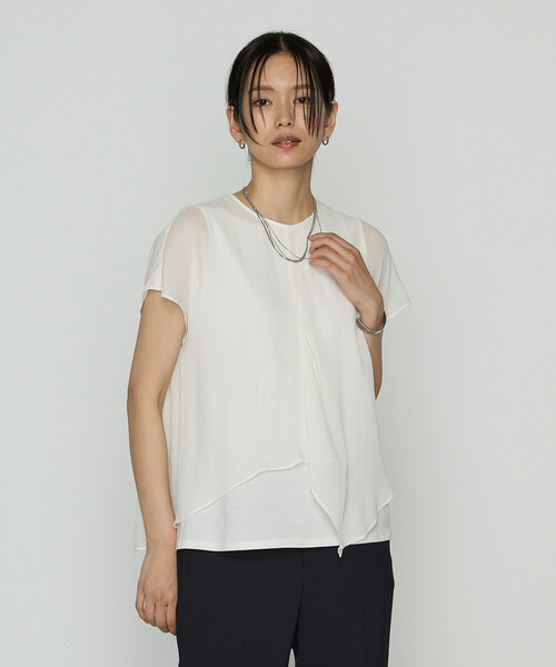 COMME CA(コムサ)の「〔 TALLサイズ 〕 リライムジョーゼット ブラウス(シャツ/ブラウス・レディース・オフホワイト/ブラック/グレイッシュベージュ・15号/13号)」の1枚目の写真