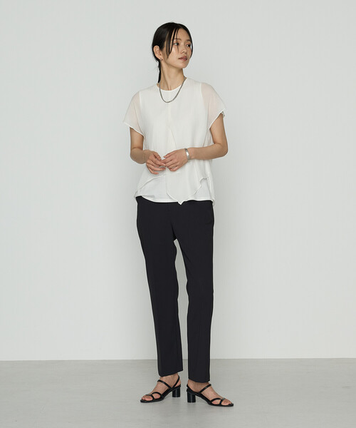COMME CA(コムサ)の「〔 TALLサイズ 〕 リライムジョーゼット ブラウス(シャツ/ブラウス・レディース・オフホワイト/ブラック/グレイッシュベージュ・15号/13号)」の4枚目の写真