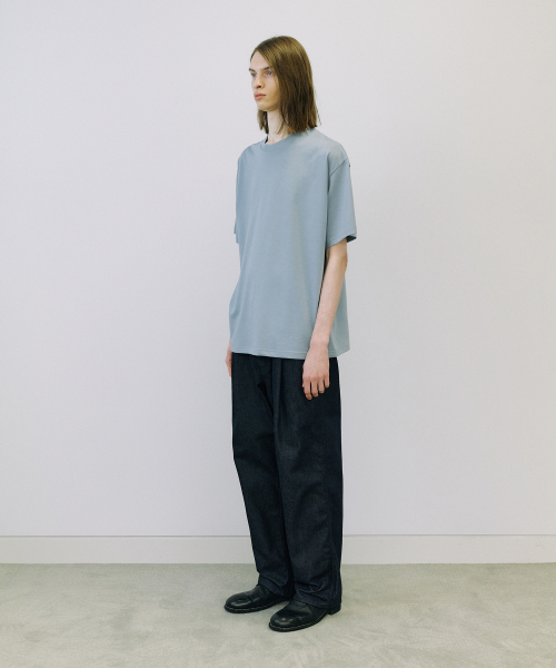 ENDOOR(エンドア)の「deep tuck washed denim pants (deep blue)(デニムパンツ・メンズ・その他・1/3)」の4枚目の写真