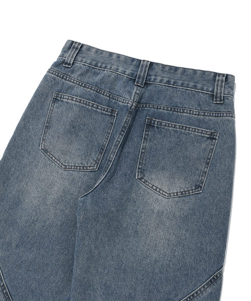 DYSFUNCT(ディスファンクト)の「TWIST INCISION WASHING DENIM PANTS(MEDIUM BLUE)(デニムパンツ・メンズ・ブルー系その他・SMALL/MEDIUM/LARGE)」の5枚目の写真