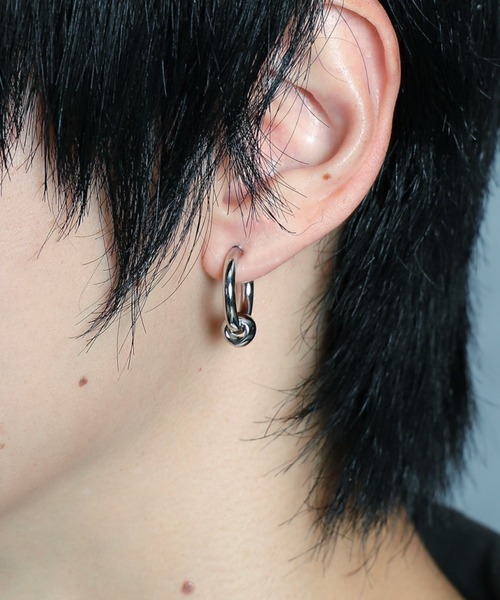 WEGO（ウィゴー）の「WEGO/Mモチーフイヤリング（ピアス（両耳用）・メンズ・その他2/その他1/その他4/その他3・FREE）」の6枚目の写真