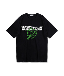 NP STUDIO（エヌピースタジオ）の「ネイチャーグラフィックロゴTシャツブラック（Tシャツ/カットソー）」