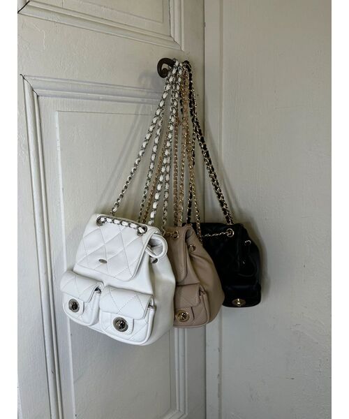 EATME（イートミー）の「キルティングリュック（バックパック/リュック・レディース・ベージュ/オフホワイト/ブラック・FREE）」の4枚目の写真