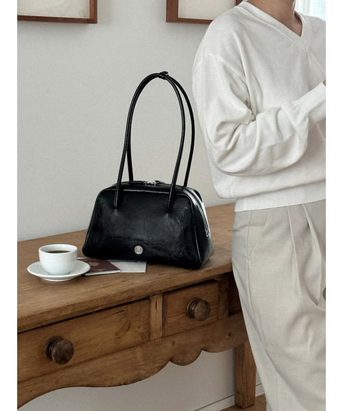 COTEDEMOI(コテドムア)の「Seine shoulder bag - Black(ショルダーバッグ・レディース・その他・FREE)」の2枚目の写真