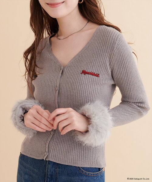 natural couture(ナチュラルクチュール)の「【モンチッチ×natural couture】袖ファーリブカーデ(カーディガン/ボレロ・レディース・ブラウン/グレー/オフホワイト・FREE)」の3枚目の写真