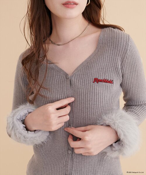 natural couture(ナチュラルクチュール)の「【モンチッチ×natural couture】袖ファーリブカーデ(カーディガン/ボレロ・レディース・ブラウン/グレー/オフホワイト・FREE)」の16枚目の写真