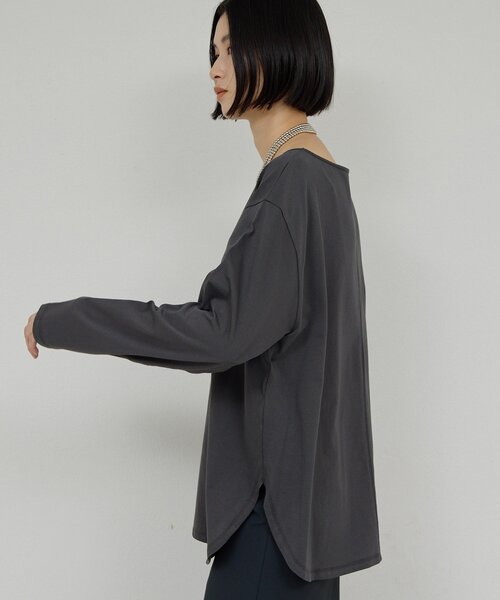 GALLARDAGALANTE（ガリャルダガランテ）の「【手洗い可】ラウンドヘムTee（Tシャツ/カットソー・レディース・ホワイト/チャコールグレー・FREE）」の14枚目の写真