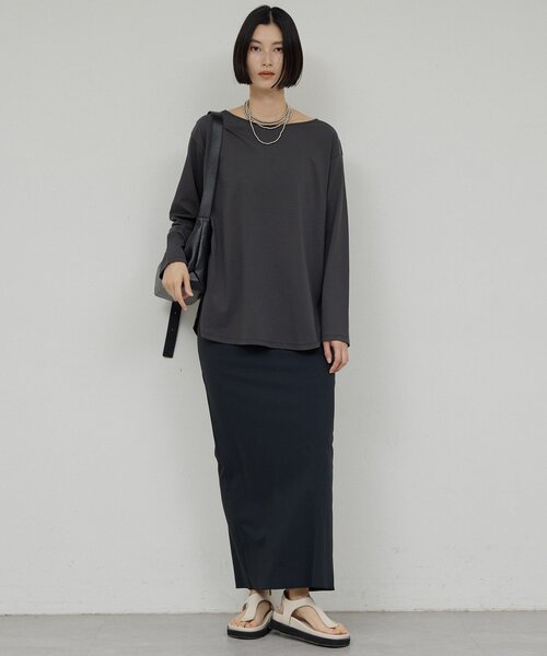 GALLARDAGALANTE（ガリャルダガランテ）の「【手洗い可】ラウンドヘムTee（Tシャツ/カットソー・レディース・ホワイト/チャコールグレー・FREE）」の16枚目の写真