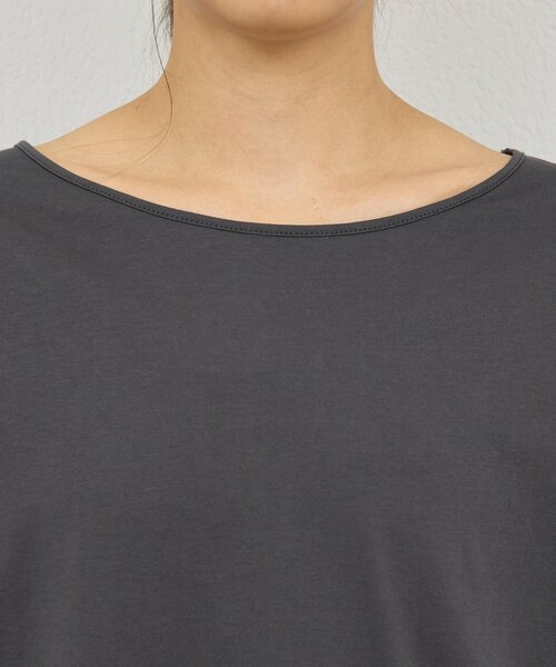 GALLARDAGALANTE（ガリャルダガランテ）の「【手洗い可】ラウンドヘムTee（Tシャツ/カットソー・レディース・ホワイト/チャコールグレー・FREE）」の22枚目の写真