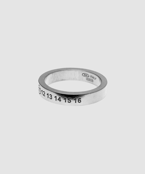 Maison Margiela(メゾンマルジェラ)の「NUMBER REFERENCE RING(リング・レディース・その他・06/03/07/08/05/04)」の1枚目の写真