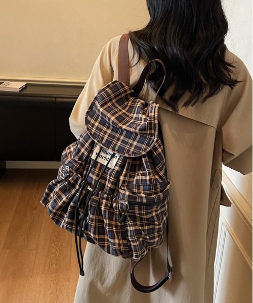 gossip!ロサンゼルス(ゴシップロサンゼルス)の「Y2K レトロ チェックバックパック 大き目リュックサック ユニセックス(バックパック/リュック・レディース・チェック・FREE)」の17枚目の写真