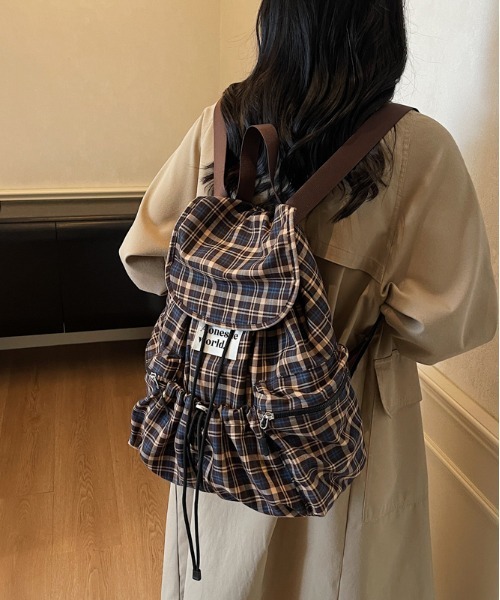 gossip!ロサンゼルス(ゴシップロサンゼルス)の「Y2K レトロ チェックバックパック 大き目リュックサック ユニセックス(バックパック/リュック・レディース・チェック・FREE)」の21枚目の写真