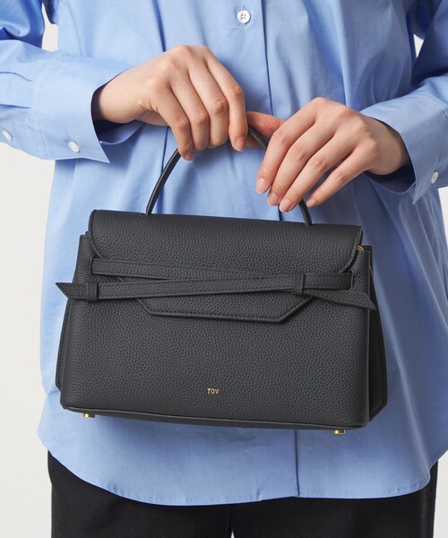 tov(トーヴ)の「<TOV> MIMI M(ショルダーバッグ・レディース・ベージュ/ブラック・FREE)」の2枚目の写真