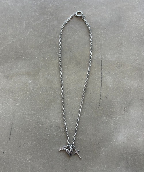 SHAGGIE（シャギー）の「【水汗に強い】トリプルチェーンチャームネックレス（ネックレス・レディース・シルバー・FREE）」の8枚目の写真