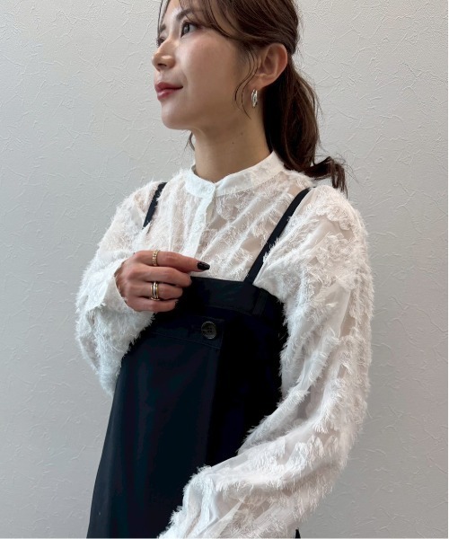 Sirin(シリン)の「【ZOZO限定】ジャガードバンドカラーブラウス(シャツ/ブラウス・レディース・ベージュ/オフホワイト/ブラック・FREE)」の6枚目の写真