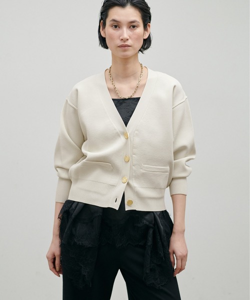 LARUTA（ラルータ）の「【LARUTA】お家で洗える金釦ポリニットカーディガン（カーディガン/ボレロ・レディース・サックスブルー/ライトベージュ/ブラック/レッド/アイボリー・FREE）」の9枚目の写真