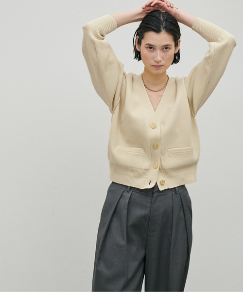 LARUTA（ラルータ）の「【LARUTA】お家で洗える金釦ポリニットカーディガン（カーディガン/ボレロ・レディース・サックスブルー/ライトベージュ/ブラック/レッド/アイボリー・FREE）」の19枚目の写真
