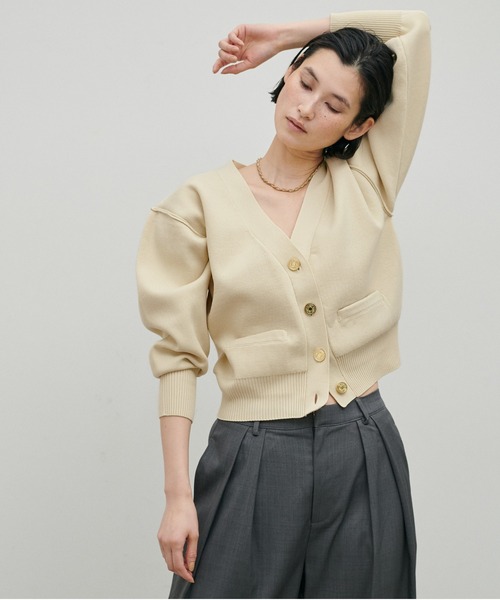 LARUTA（ラルータ）の「【LARUTA】お家で洗える金釦ポリニットカーディガン（カーディガン/ボレロ・レディース・サックスブルー/ライトベージュ/ブラック/レッド/アイボリー・FREE）」の18枚目の写真