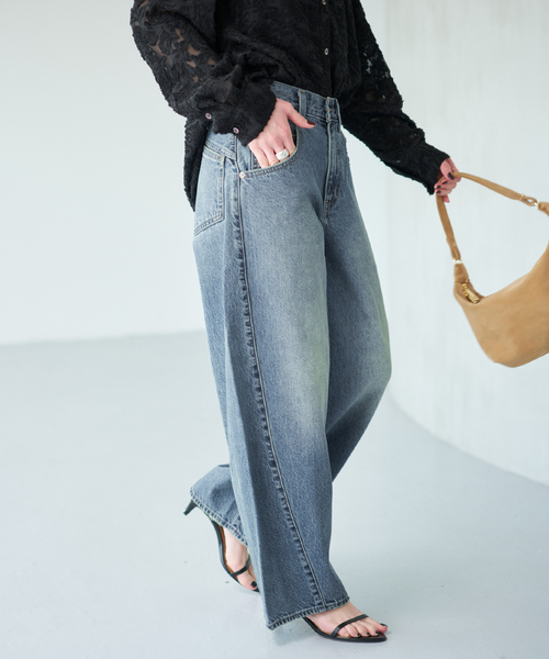 Spick & Span(スピックアンドスパン)の「LEVI'S/リーバイス 別注SMU SUPER BAGGY BARREL*(デニムパンツ・レディース・ブルー・28/27/26/25/24/23)」の15枚目の写真