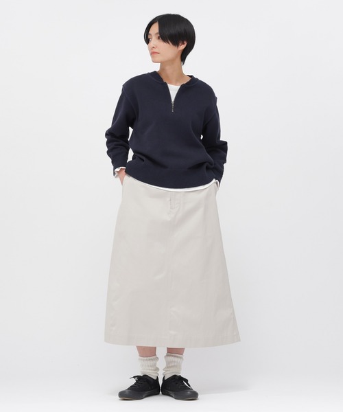 MHL.（エムエイチエル）の「WASHED CHINO COTTON（スカート・レディース・チャコール/オフホワイト・3/2/1/0）」の12枚目の写真
