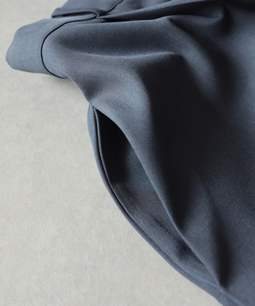 antiqua(アンティカ)の「ハーフ ワイド サルエルパンツ(その他パンツ・レディース・ダークグレー/ブラック・ONESIZE)」の4枚目の写真