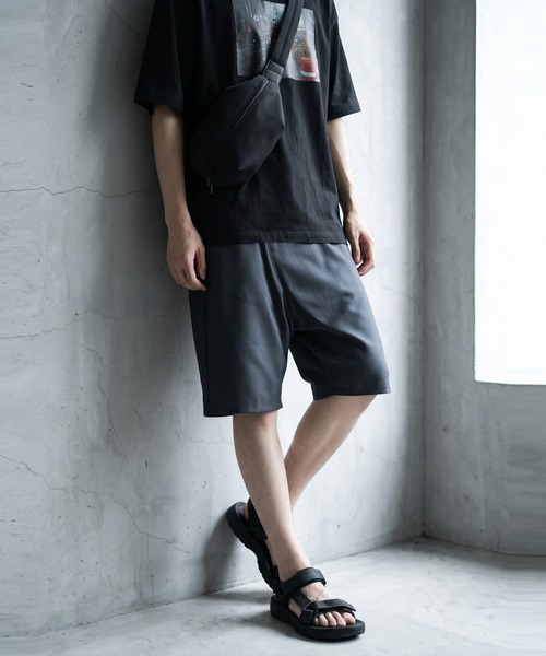 antiqua(アンティカ)の「ハーフ ワイド サルエルパンツ(その他パンツ・レディース・ダークグレー/ブラック・ONESIZE)」の19枚目の写真