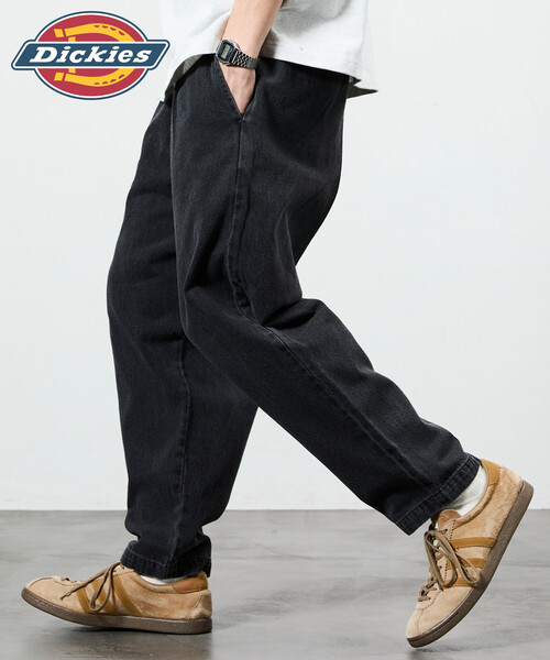 FREAK'S STORE（フリークスストア）の「限定展開 Dickies×FREAK'S STORE/ディッキーズ 別注 ワイドテーパードシルエット ツータック ワークパンツ（チノパンツ・メンズ・ベージュ/インディゴブルー/ブラック/ブラック系その他・SMALL/MEDIUM/LARGE）」の2枚目の写真