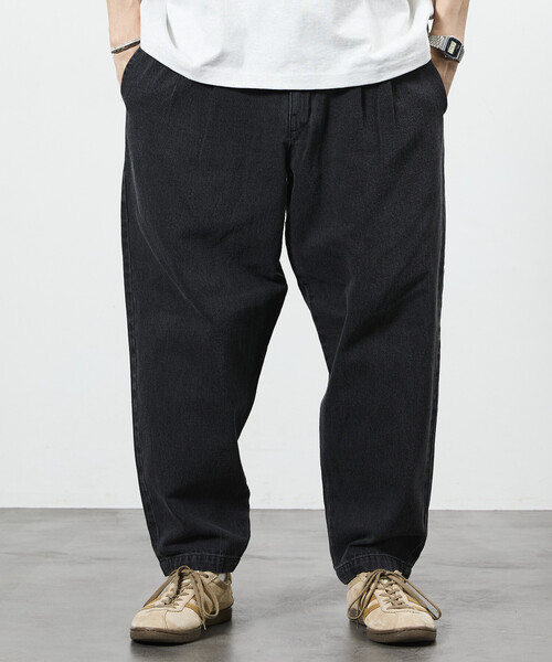 FREAK'S STORE（フリークスストア）の「限定展開 Dickies×FREAK'S STORE/ディッキーズ 別注 ワイドテーパードシルエット ツータック ワークパンツ（チノパンツ・メンズ・ベージュ/インディゴブルー/ブラック/ブラック系その他・SMALL/MEDIUM/LARGE）」の8枚目の写真