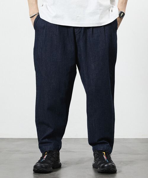 FREAK'S STORE（フリークスストア）の「限定展開 Dickies×FREAK'S STORE/ディッキーズ 別注 ワイドテーパードシルエット ツータック ワークパンツ（チノパンツ・メンズ・ベージュ/インディゴブルー/ブラック/ブラック系その他・SMALL/MEDIUM/LARGE）」の18枚目の写真