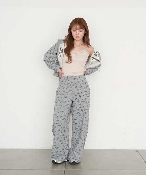 RAY CASSIN（レイカズン）の「マルチウェイフリルスウェットパンツ（スウェットパンツ・レディース・グレー系その他2/ホワイト系その他/ホワイト・FREE）」の12枚目の写真