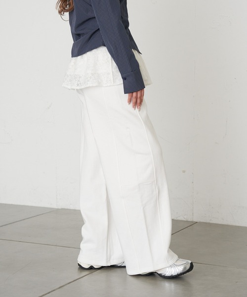 RAY CASSIN（レイカズン）の「マルチウェイフリルスウェットパンツ（スウェットパンツ・レディース・グレー系その他2/ホワイト系その他/ホワイト・FREE）」の21枚目の写真