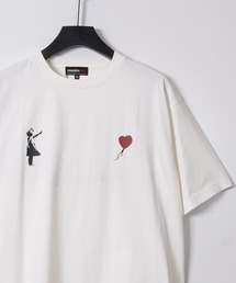 JOHN'S CLOSET（ジョンズクローゼット）の「【ab】〔BRANDALISED〕アソートアートデザイン 冷感天竺 半袖Tシャツ 接触冷感/UVカット/ストレッチ（Tシャツ/カットソー）」