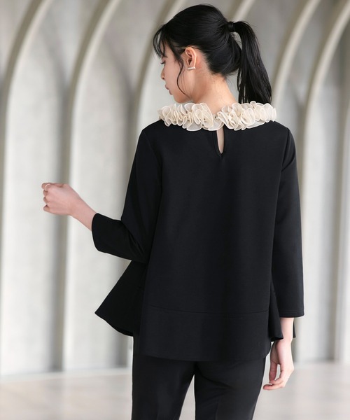 RUIRUE BOUTIQUE(ルイルエブティック)の「洗える/ストレッチ | フリル オーガンジー スムース カットソー | トップス・ブラウス・オケージョンブラウス・長袖ブラウス・きれいめカットソー・オフィスカジュアルトップス(シャツ/ブラウス・レディース・ネイビー/ブラック×ベージュ/ホワイト・S/M/L)」の8枚目の写真