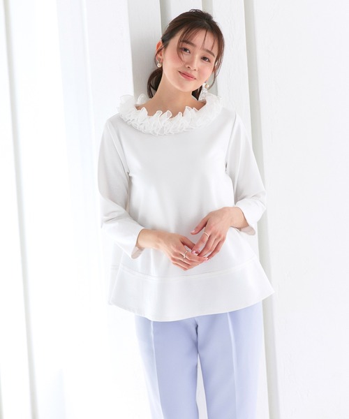 RUIRUE BOUTIQUE(ルイルエブティック)の「洗える/ストレッチ | フリル オーガンジー スムース カットソー | トップス・ブラウス・オケージョンブラウス・長袖ブラウス・きれいめカットソー・オフィスカジュアルトップス(シャツ/ブラウス・レディース・ネイビー/ブラック×ベージュ/ホワイト・S/M/L)」の9枚目の写真